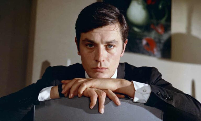 Fransız film yıldızı Alain Delon 88 yaşında öldü